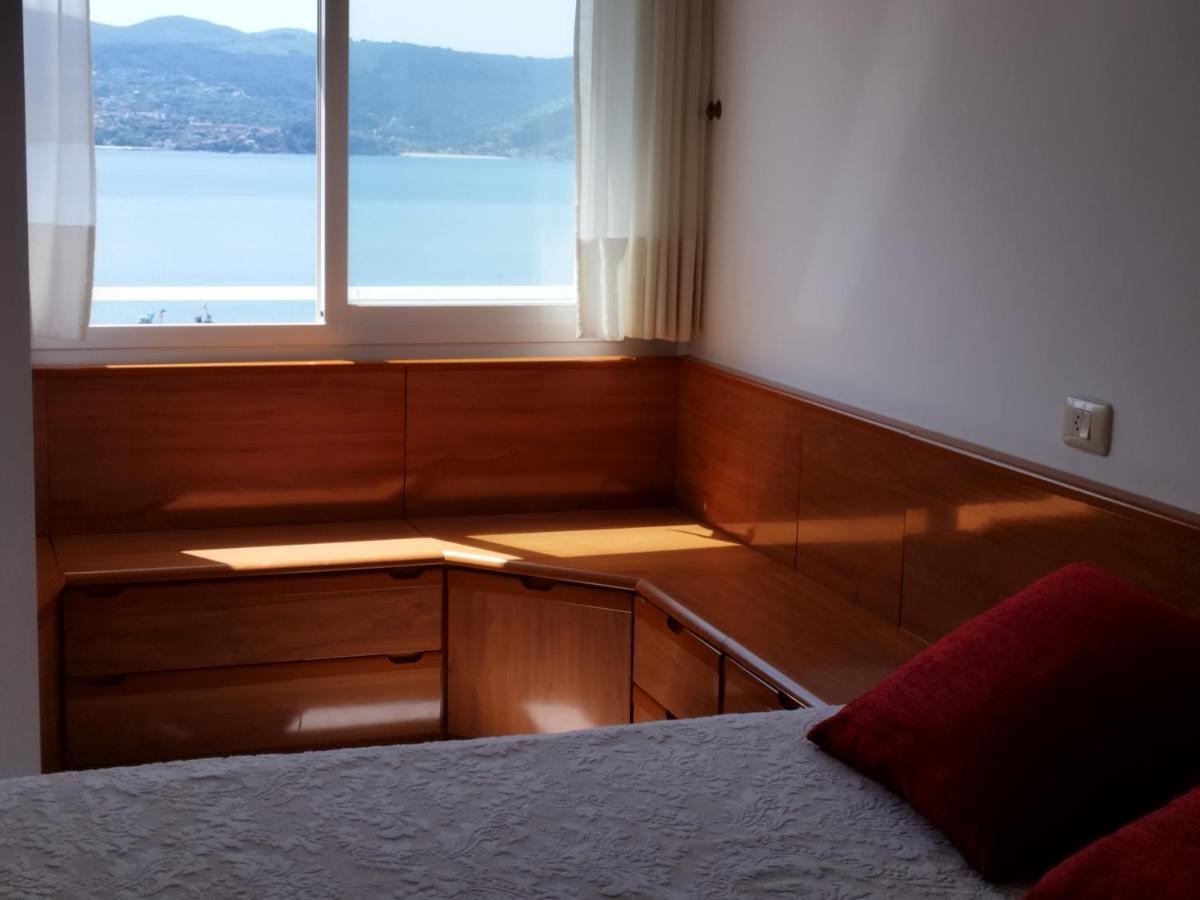 Apartamento Con Vistas En Raxo Luaran gambar